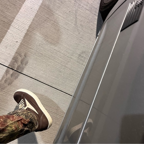 Meet your Posher, Woahkicherry - Picture 1 of 1